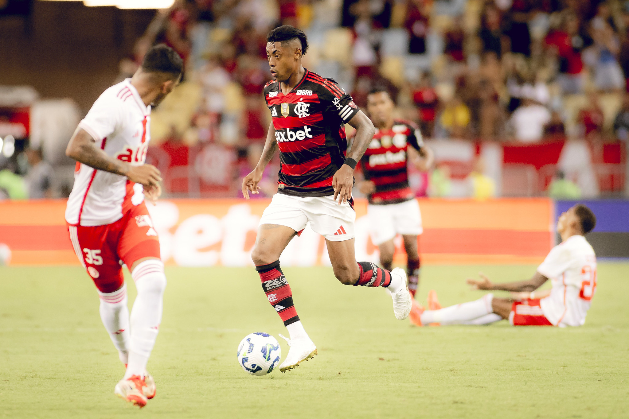 Flamengo x Inter. Foto: Adriano Fontes/Flamengo