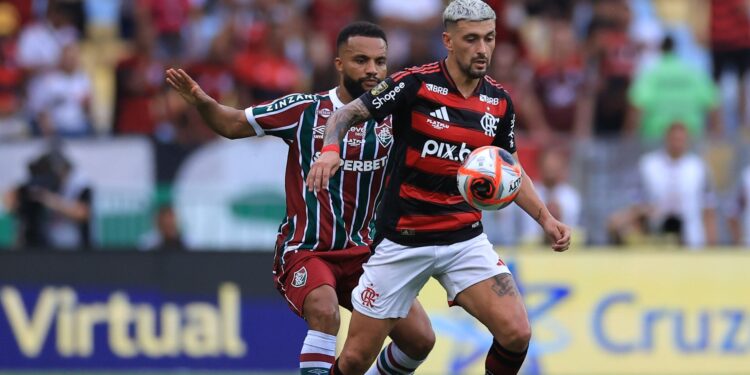 Paulo Nunes expõe destino